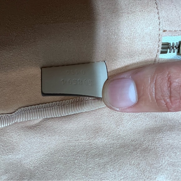 **Sold**Authentic Gucci Marmont Mini - Picture 3 of 5